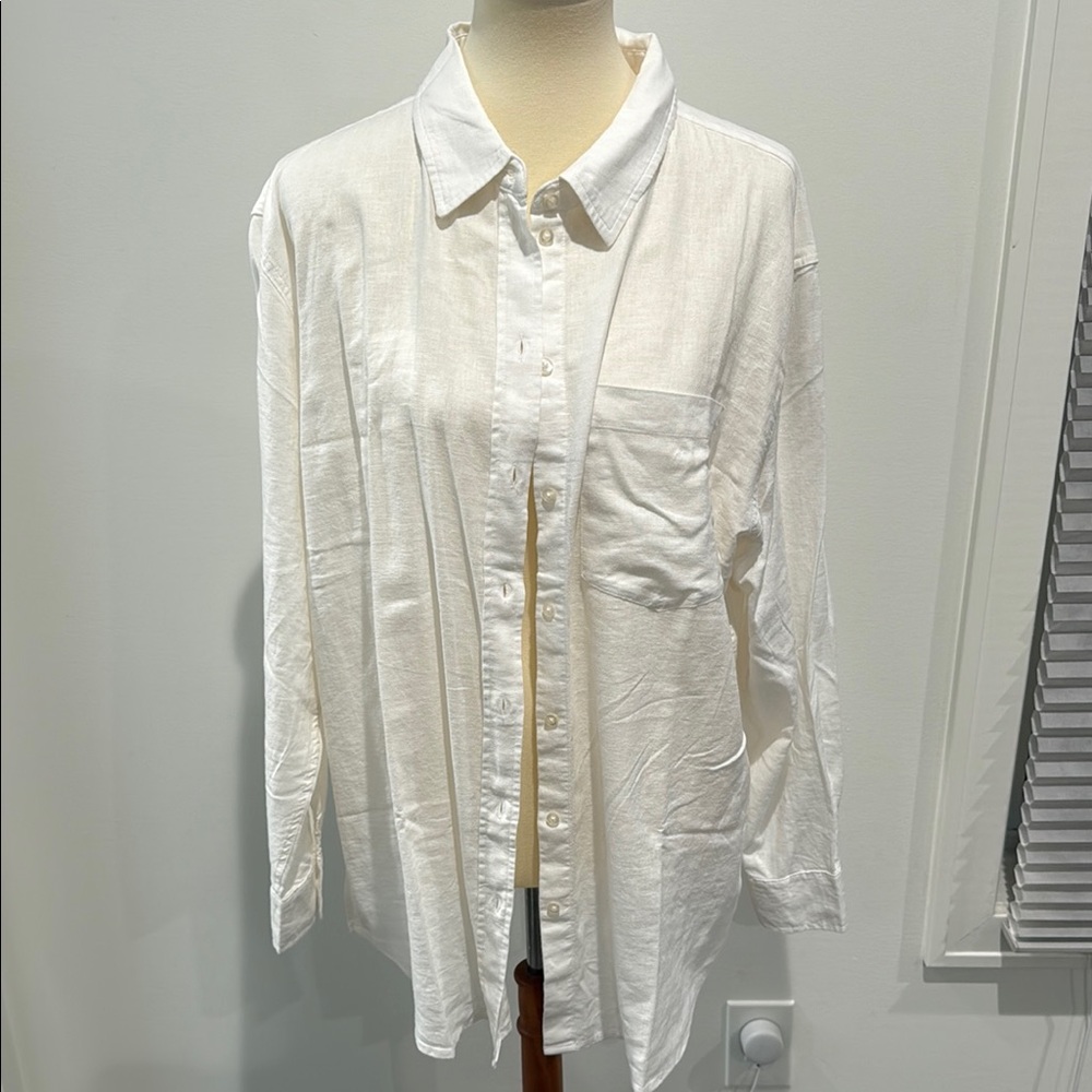 Classic White Men's Shirt